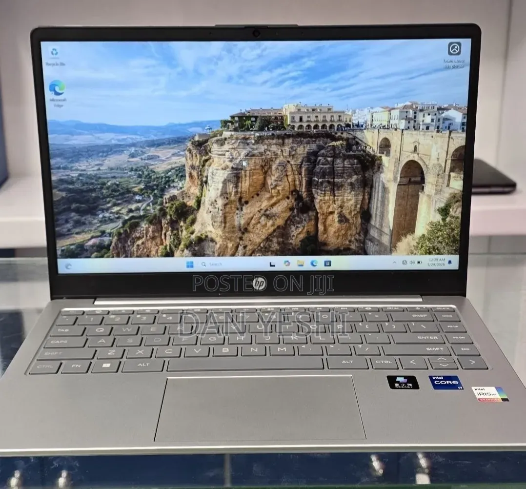 New Laptop HP Stream Notebook 16GB Intel Core i7 SSD 512GB