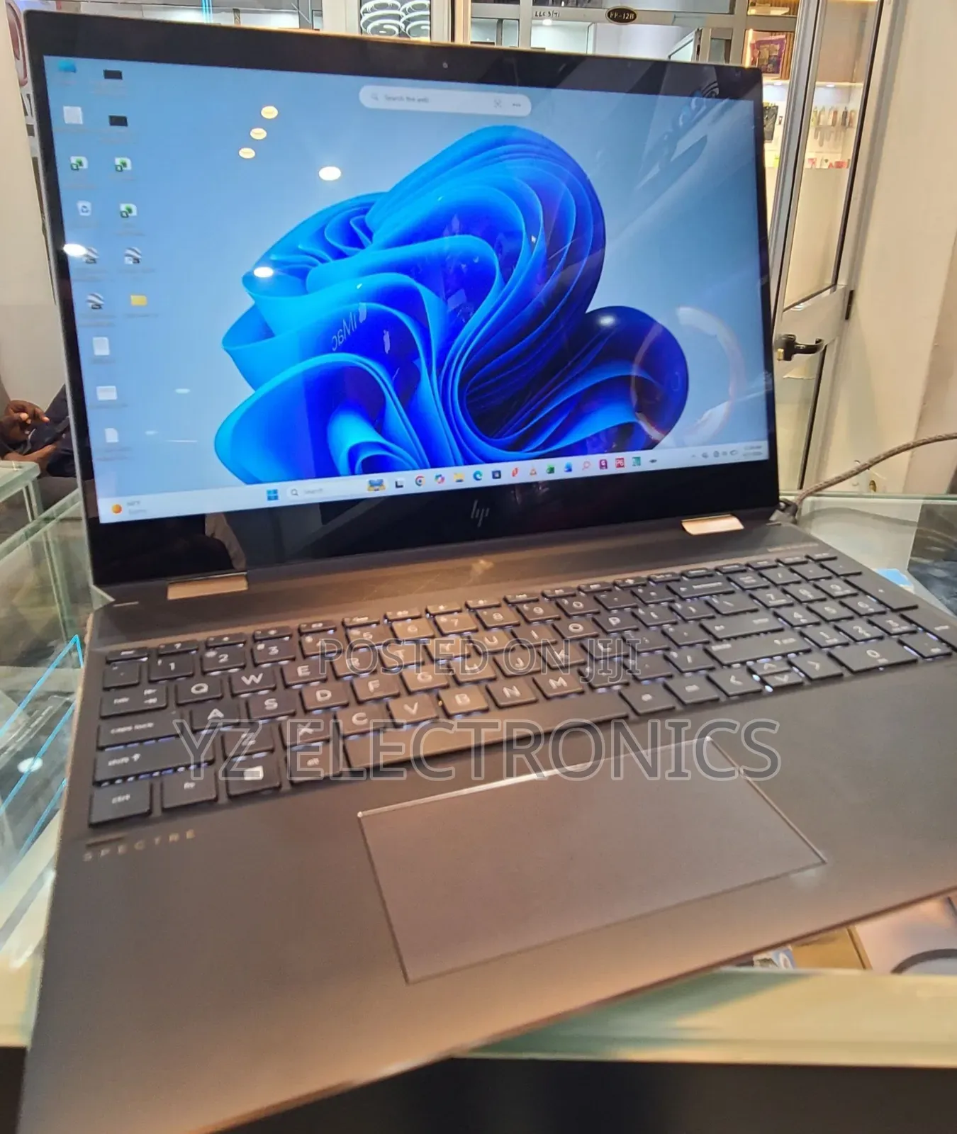 New Laptop HP Spectre 16GB Intel Core i7 SSD 512GB