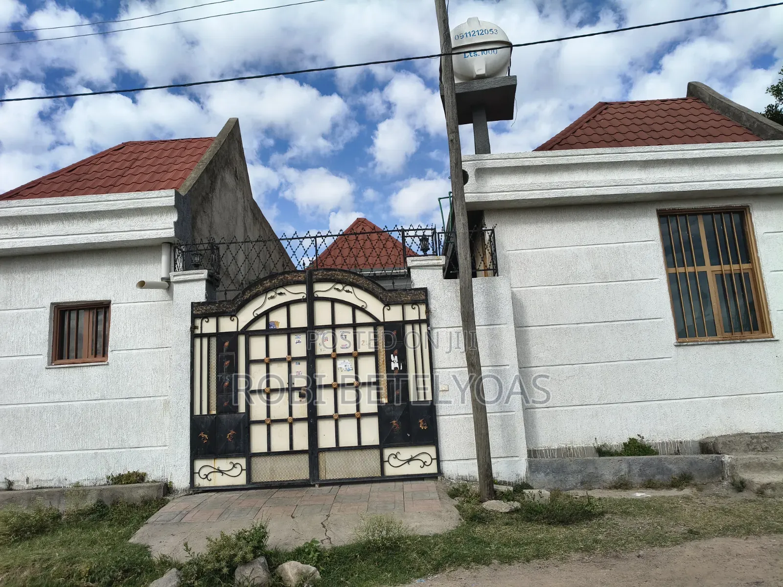 Furnished 2bdrm House in L Sheep, East Shewa for sale