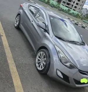 Hyundai Avante 2012 Silver