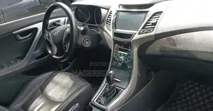 Hyundai Avante 2012 Silver