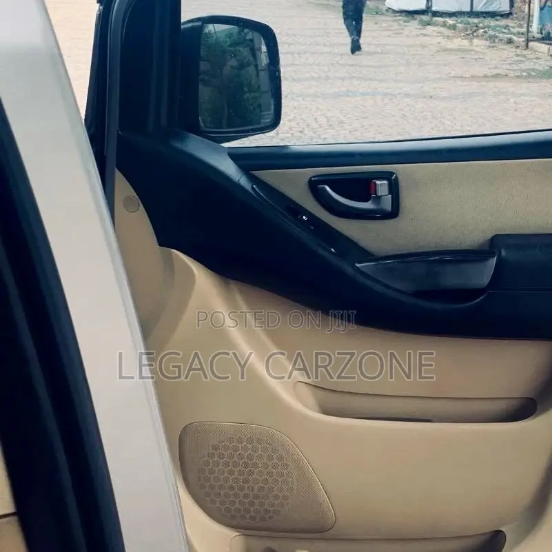 Hyundai Starex 2017 Silver