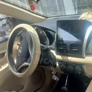 Toyota Yaris 2016 Brown
