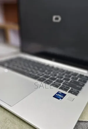 New Laptop HP EliteBook 840 10 16GB Intel Core i5 SSD 512GB