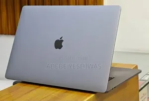 New Laptop Apple MacBook Pro 2018 32GB Intel Core i9 SSD 2T