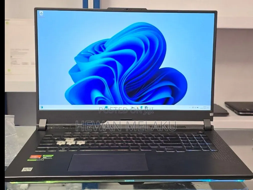 New Laptop Asus G71G 16GB AMD Ryzen 9 SSD 1T
