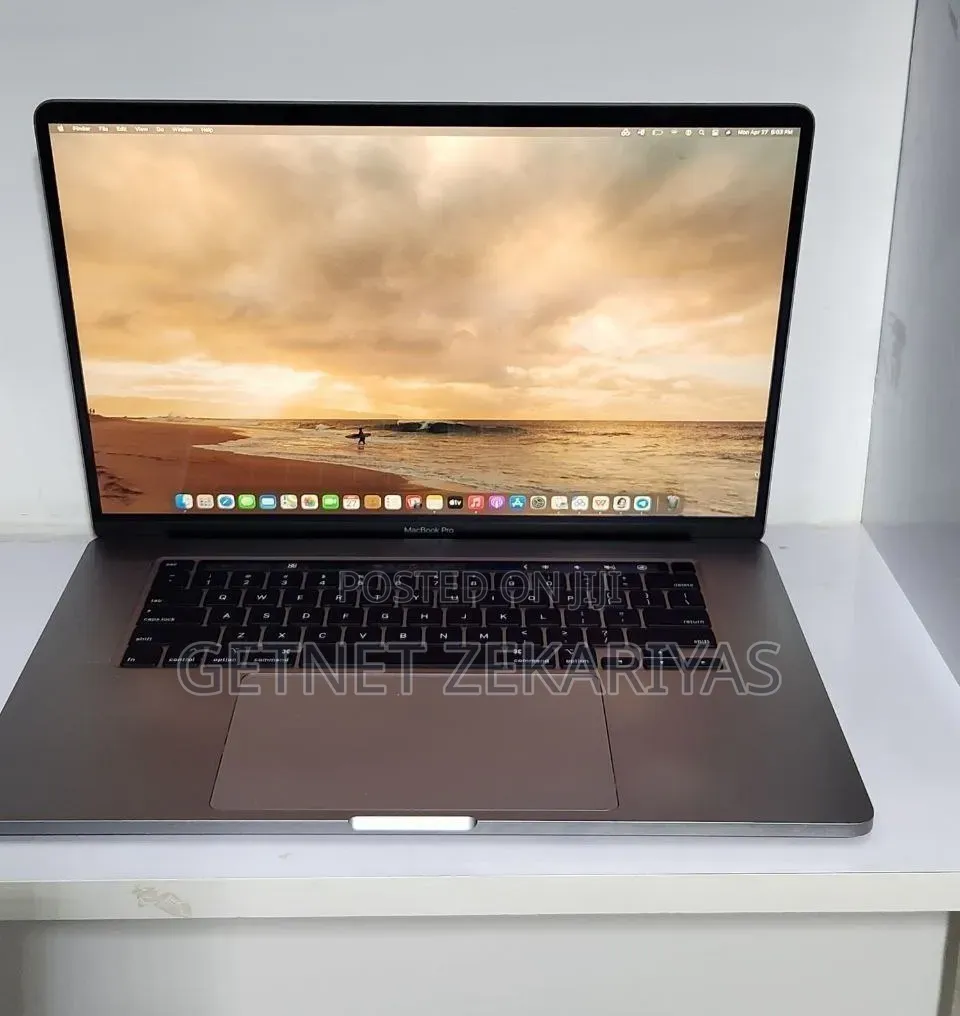 New Laptop Apple MacBook Pro 2019 32GB Intel Core i9 SSD 1T
