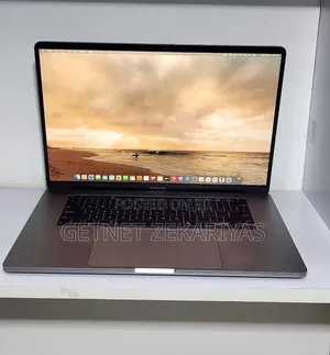 New Laptop Apple MacBook Pro 2019 32GB Intel Core i9 SSD 1T