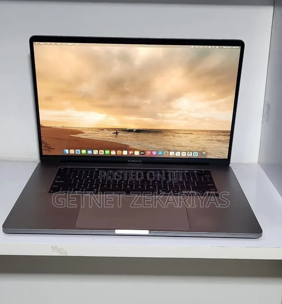 New Laptop Apple MacBook Pro 2019 32GB Intel Core i9 SSD 1T