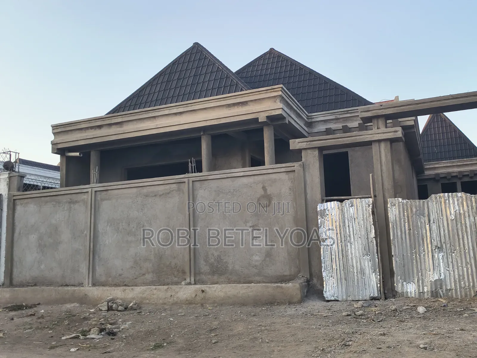 7bdrm Villa in Villa, East Shewa for sale