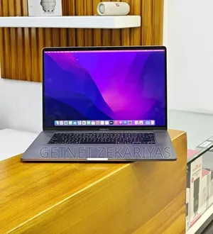New Laptop Apple MacBook Pro 2018 32GB Intel Core i9 SSD 2T