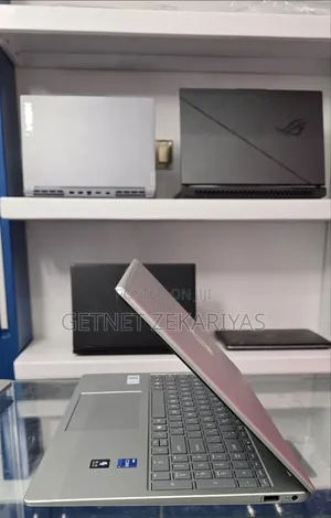 New Laptop HP Stream Notebook 16GB Intel Core i7 SSD 1T