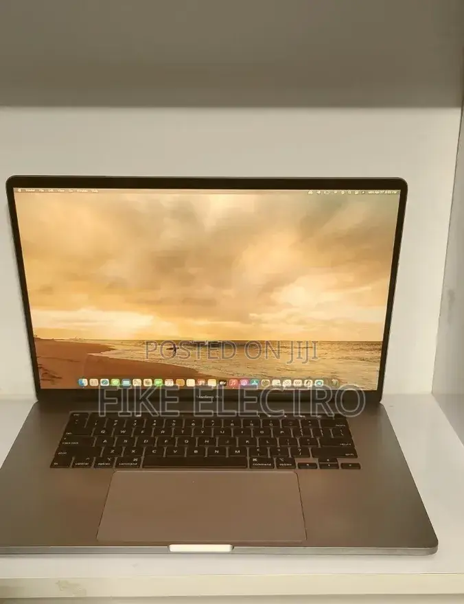New Laptop Apple MacBook Pro 2019 32GB Intel Core i9 SSD 1T
