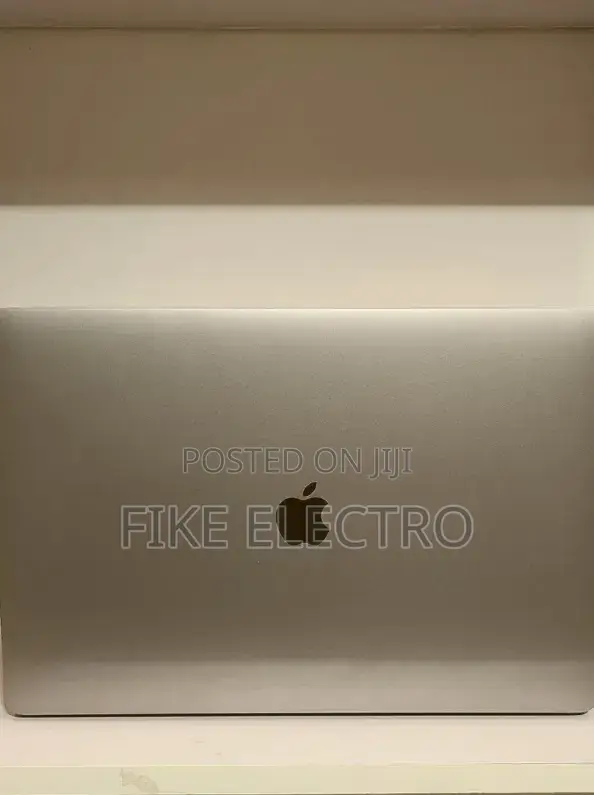 New Laptop Apple MacBook Pro 2019 32GB Intel Core i9 SSD 1T