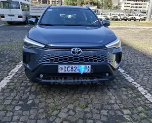 New Toyota Corolla Cross Hybrid 2025