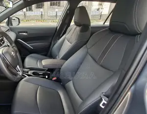 New Toyota Corolla Cross Hybrid 2025