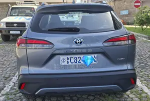 New Toyota Corolla Cross Hybrid 2025