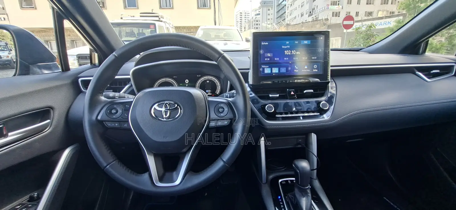 New Toyota Corolla Cross Hybrid 2025
