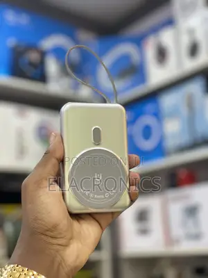Ruggas Wireless Power Bank 10000mah (Magnetic Charger)