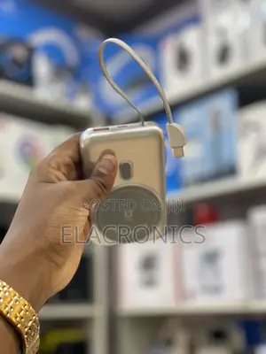 Ruggas Wireless Power Bank 10000mah (Magnetic Charger)