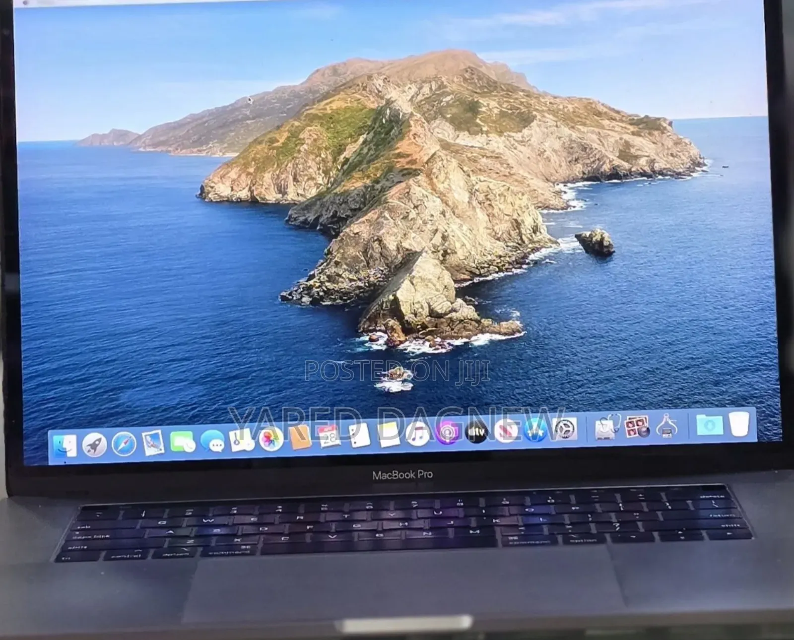 New Laptop Apple MacBook Pro 2018 32GB Intel Core i7 SSD 1T