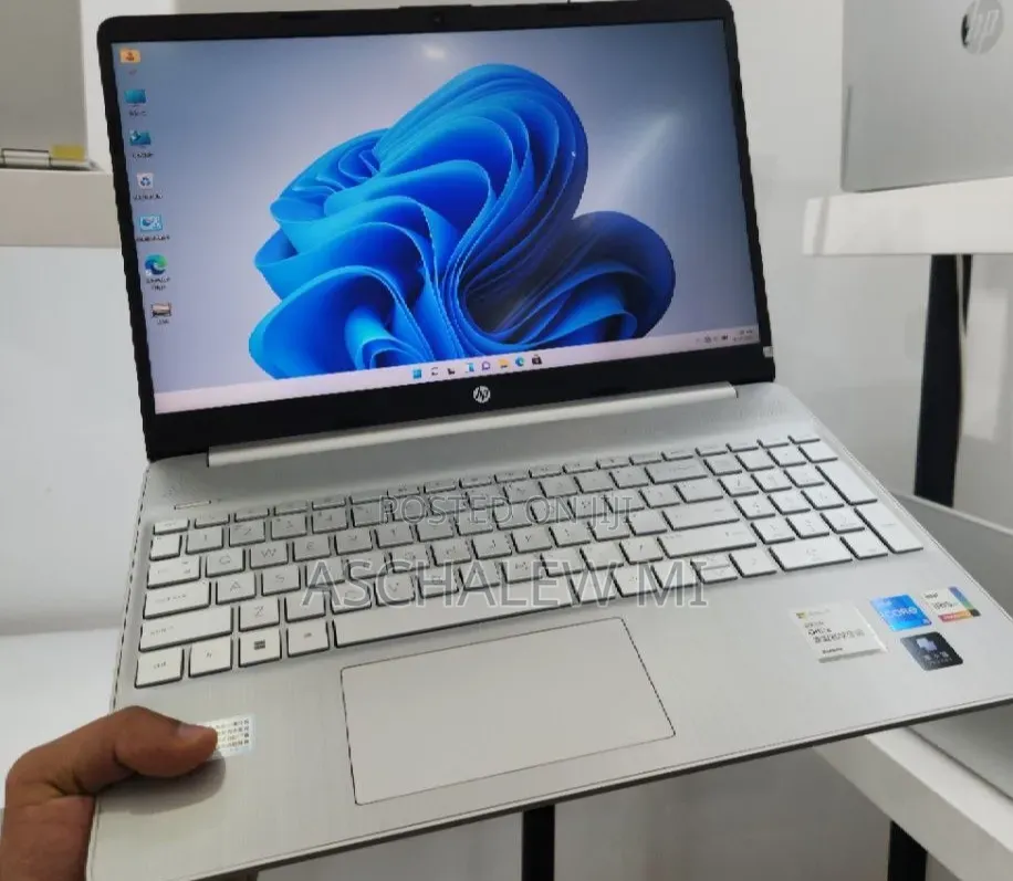 New Laptop HP Stream Notebook 16GB Intel Core i5 SSD 512GB