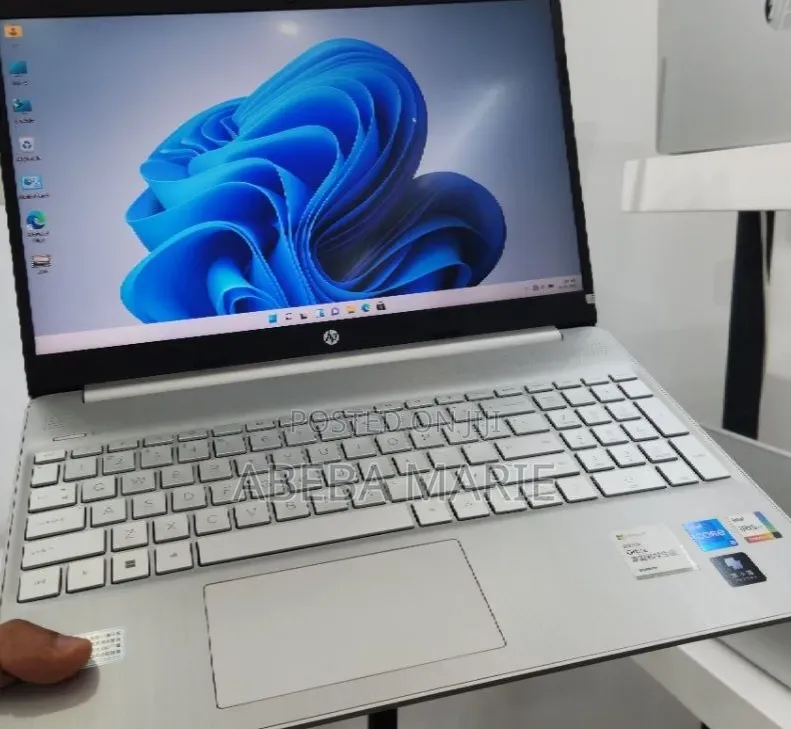 New Laptop HP Stream Notebook 16GB Intel Core i5 SSD 512GB