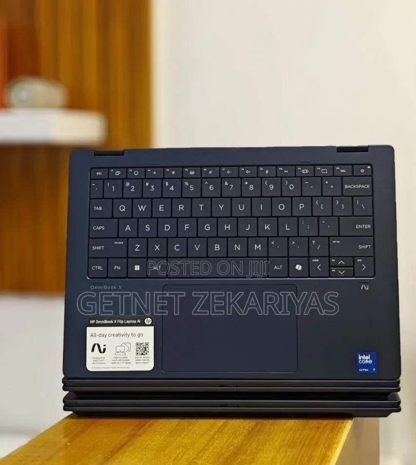 New Laptop HP OmniBook X Flip 14" 16GB Intel Core Ultra 7 SSD 1T