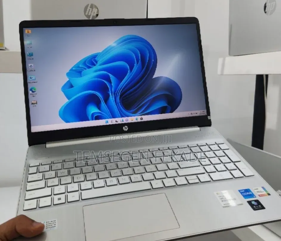 New Laptop HP Stream Notebook 16GB Intel Core i5 SSD 512GB