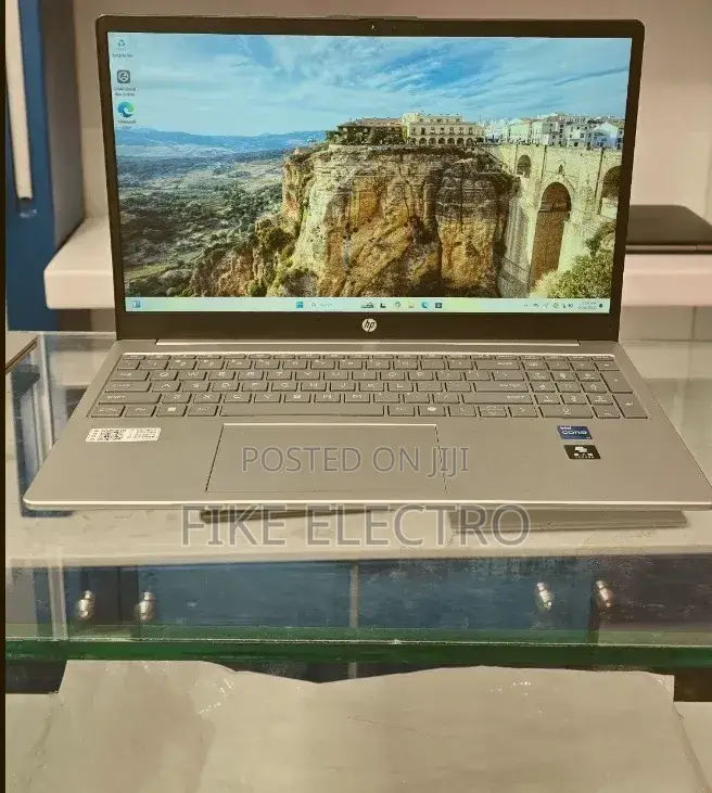 New Laptop HP Stream Notebook 16GB Intel Core i7 SSD 1T