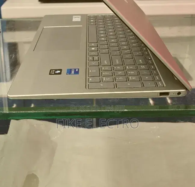 New Laptop HP Stream Notebook 16GB Intel Core i7 SSD 1T