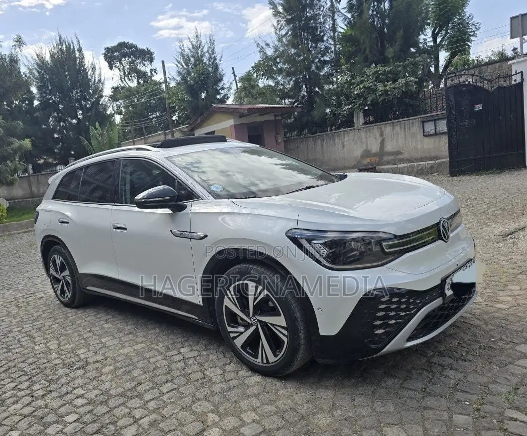 Volkswagen ID.6 2024 White