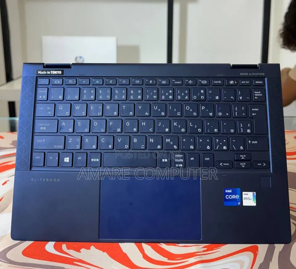 New Laptop HP Dragonfly Folio 16GB Intel Core i7 SSD 512GB