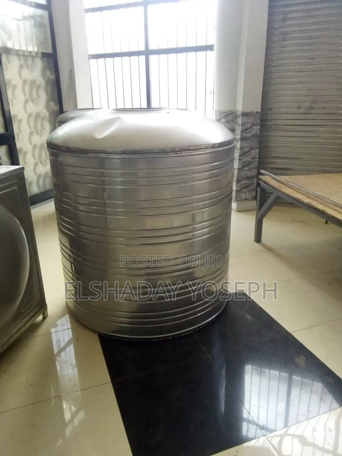 Stainless Steel Water Tanker(2000l)