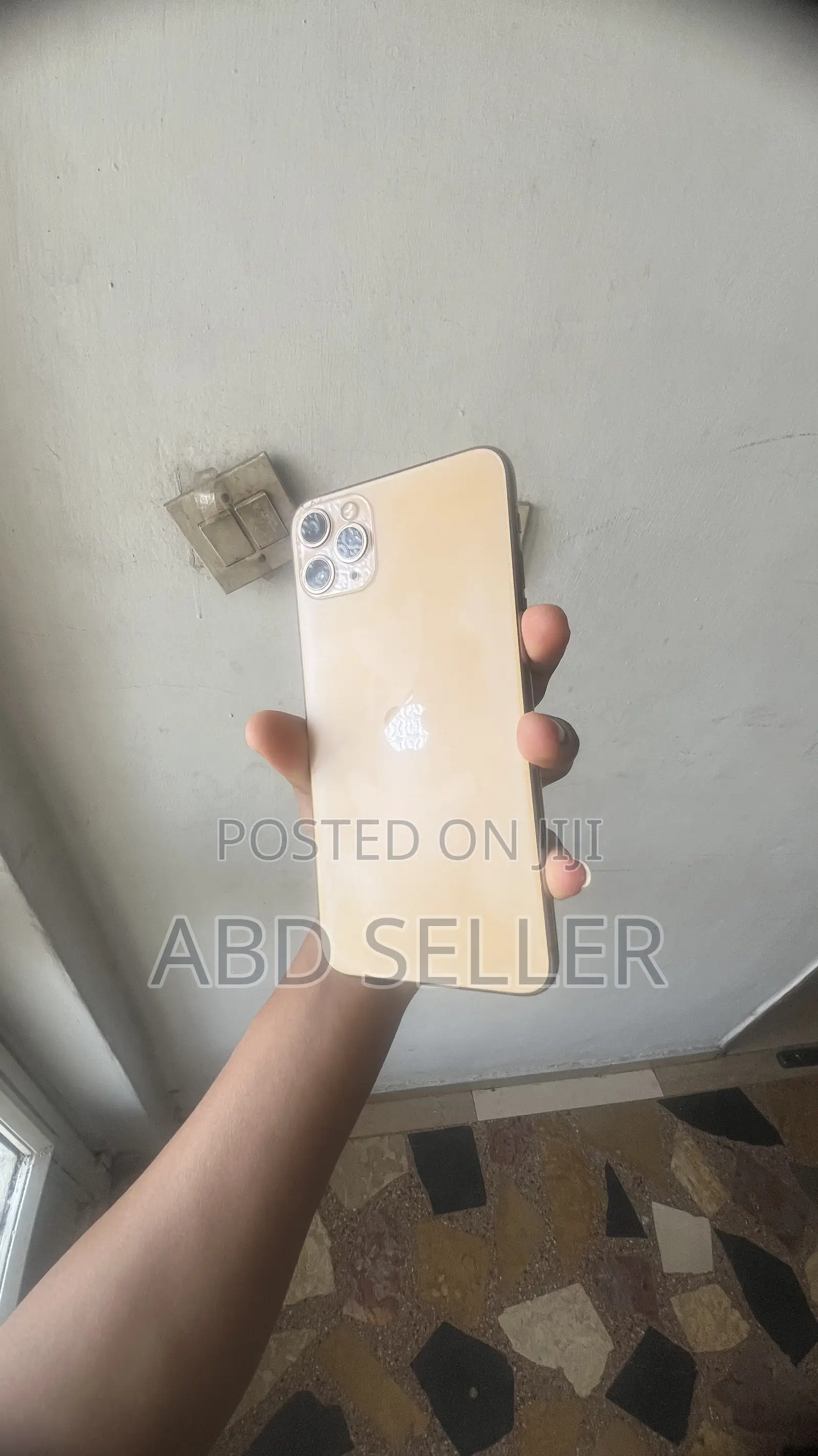 Apple iPhone 11 Pro Max 64 GB Gold