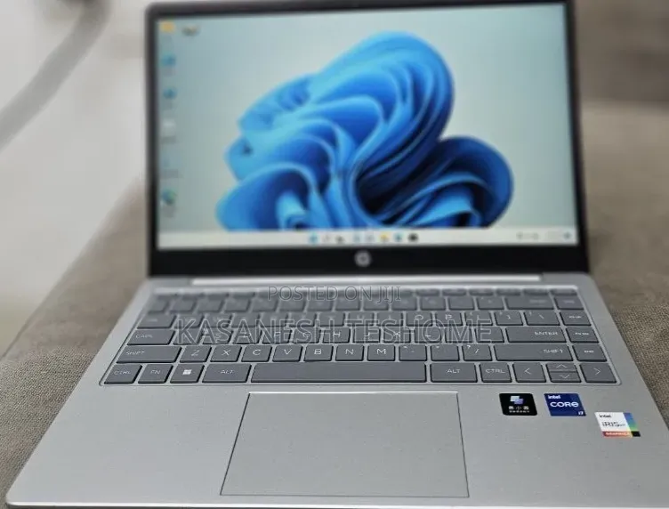 New Laptop HP Stream Notebook 16GB Intel Core i7 SSD 1T