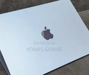 New Laptop Apple MacBook Air 2025 M4 16GB Apple M4 SSD 256GB