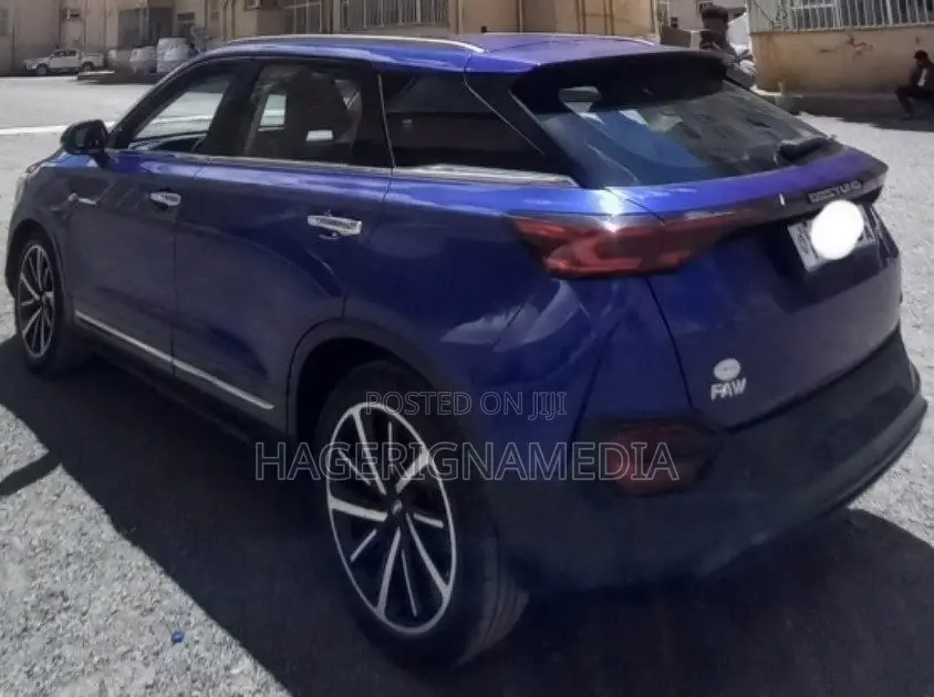 Bestune T77 1.2 FWD 2022 Blue