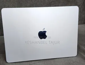 New Laptop Apple MacBook Air 2025 M4 16GB Apple M4 SSD 256GB