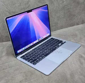New Laptop Apple MacBook Air 2025 M4 16GB Apple M4 SSD 256GB
