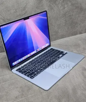 New Laptop Apple MacBook Air 2025 M4 16GB Apple M4 SSD 256GB