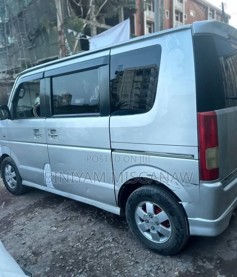 Suzuki Every Wagon 2012 Blue