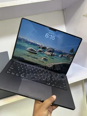 New Laptop Apple MacBook Pro 2025 M5 16GB Apple M5 Pro SSD 1T