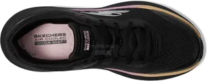 Skechers Max Cushioning Elite