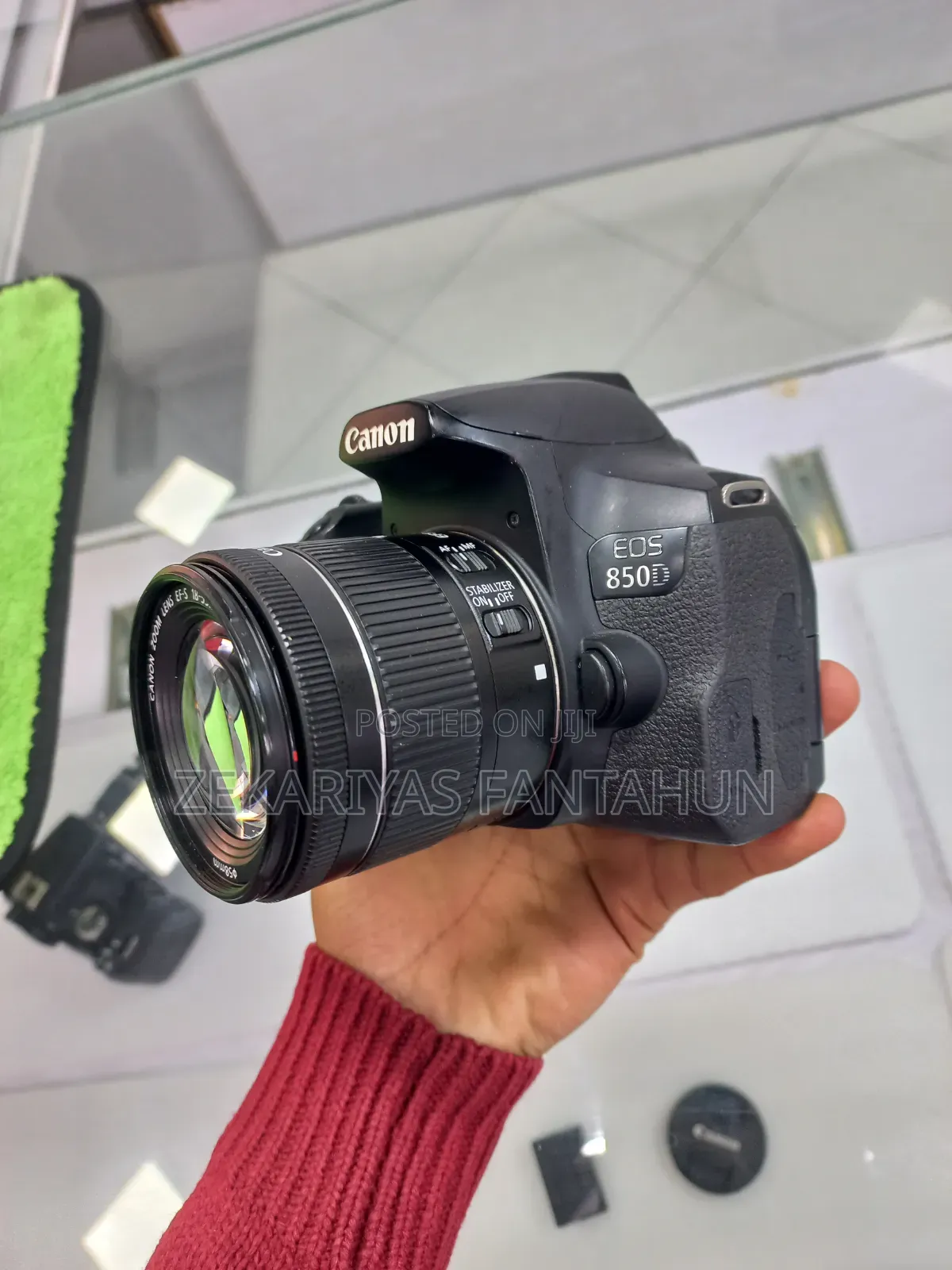 Cnon 850d Camera.