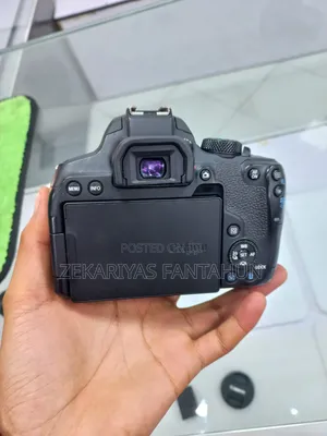 Cnon 850d Camera.