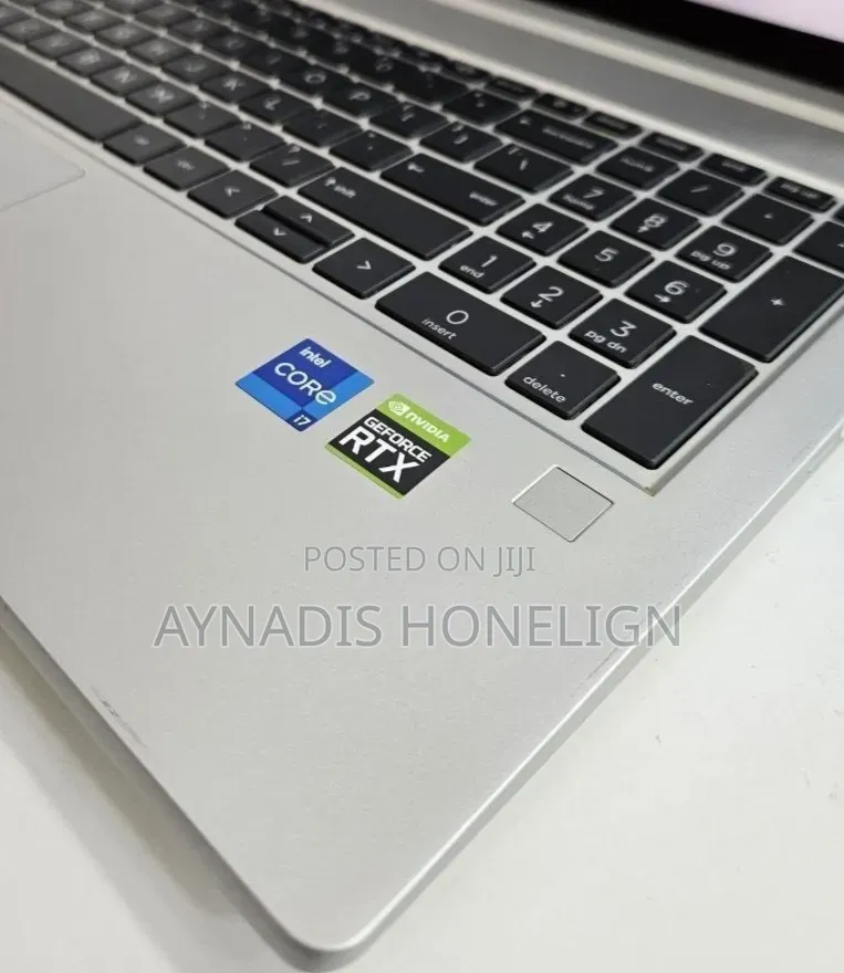 New Laptop HP ProBook 470 16GB Intel Core i7 SSD 512GB