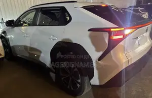 Toyota bZ4X 2023 White