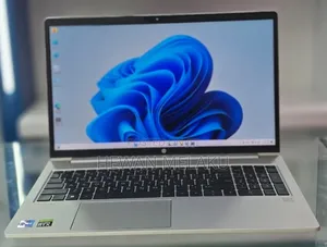 New Laptop HP 16GB Intel Core i7 SSD 1T