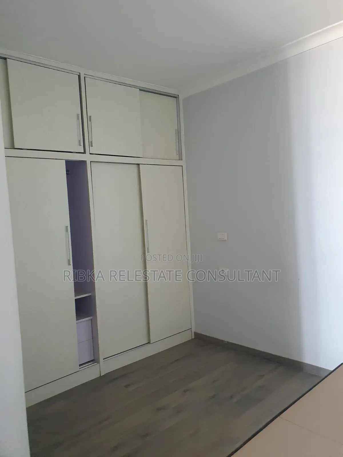 Furnished 2bdrm Apartment in Etcof, Bole for sale